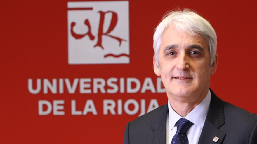 Rector de la UR, José Arnáez Vadillo