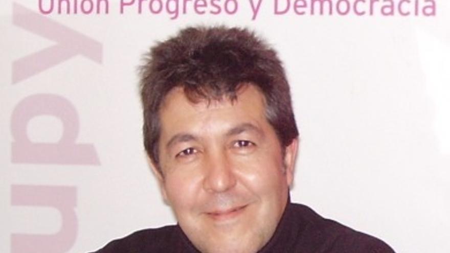 Emilio Saez de Guinoa (UPYD)