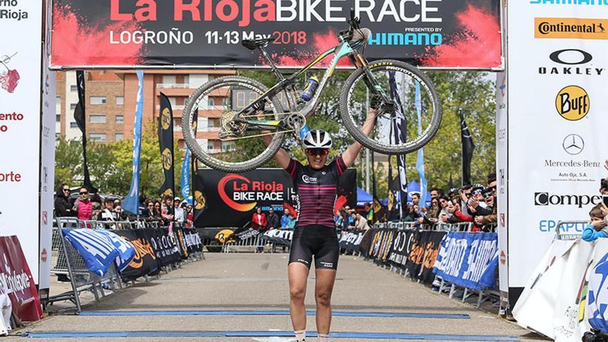 Claudia Galicia, triunfo, Bike Race, ciclismo