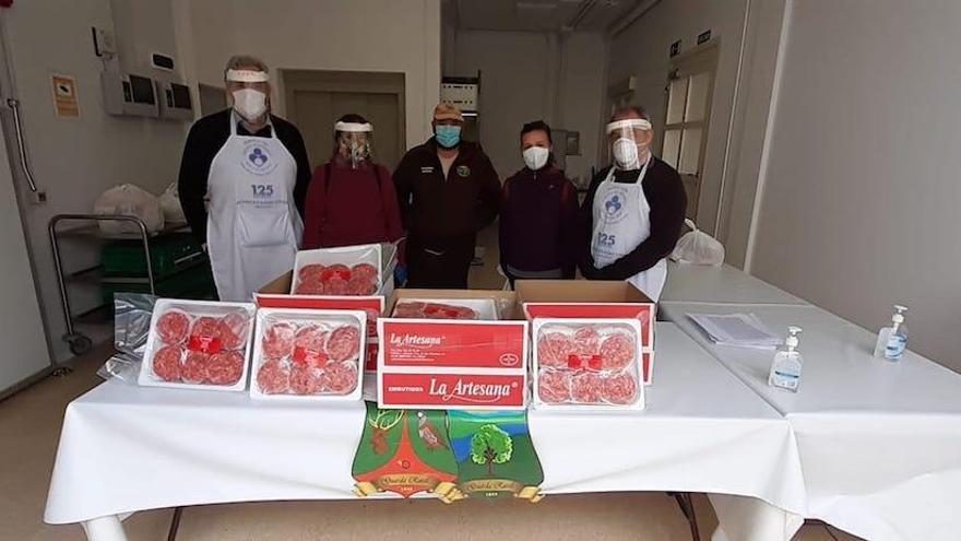 donación de carne de los guardas rurales a la cocina económica