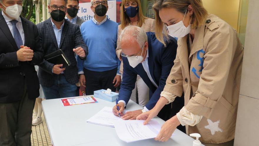 El PP recoge firmas contra los indultos a los presos del procés