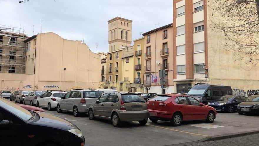 aparcamiento calle Los Yerros en La Villanueva