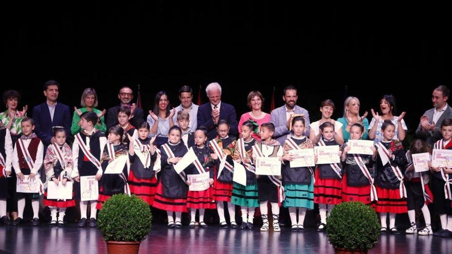 Logroño recibe a los niños y niñas representantes de la ciudad