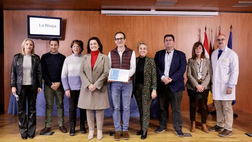 Víctor Espuelas gana el I Premio de Periodismo Científico CIBIR